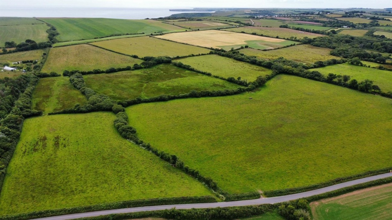 Acres, Hodgeston, SA71