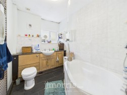 Cwm Cou, Newcastle Emlyn, SA38