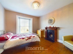 Dinas Cross, Newport, SA42