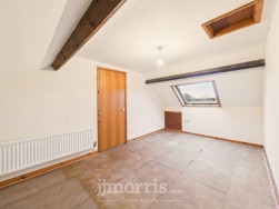 Cnwce, Cilgerran, SA43