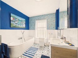 Dwrbach, Fishguard, SA65