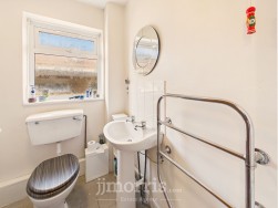 29 Ffordd Y Bedol, Aberporth, SA43