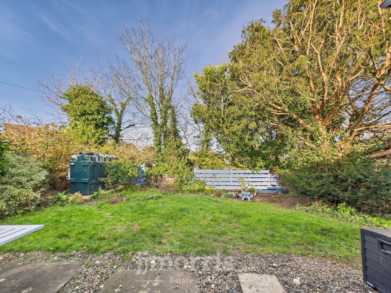 Dinas Cross, Newport, SA42