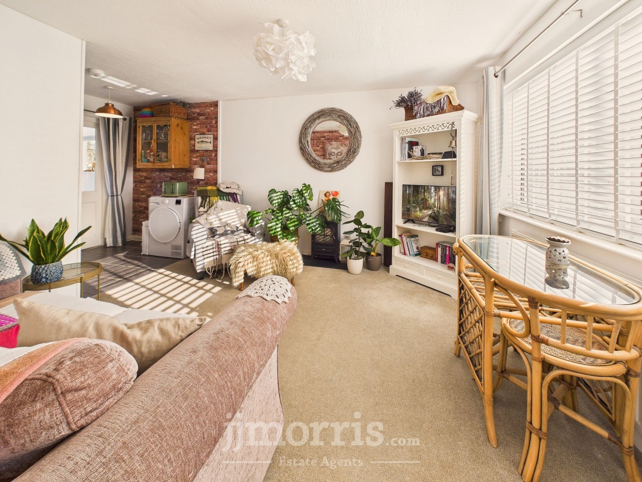 Dinas Cross, Newport, SA42