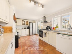 Erwlas, Parcllyn, SA43