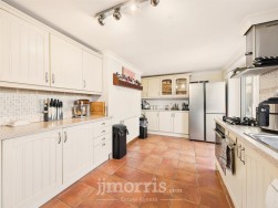 Erwlas, Parcllyn, SA43