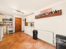 Erwlas, Parcllyn, SA43