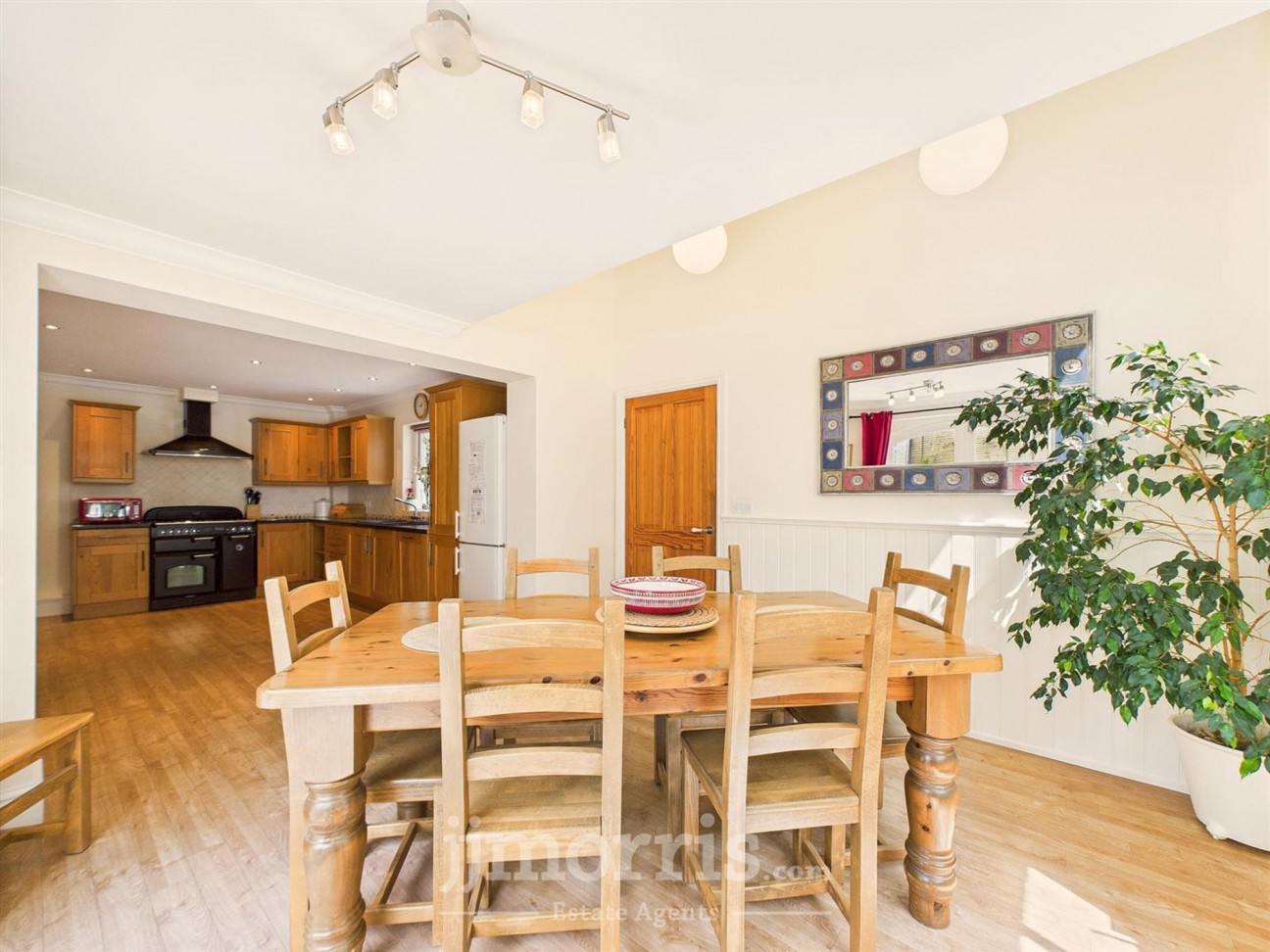 Feidr Ganol, Newport, SA42