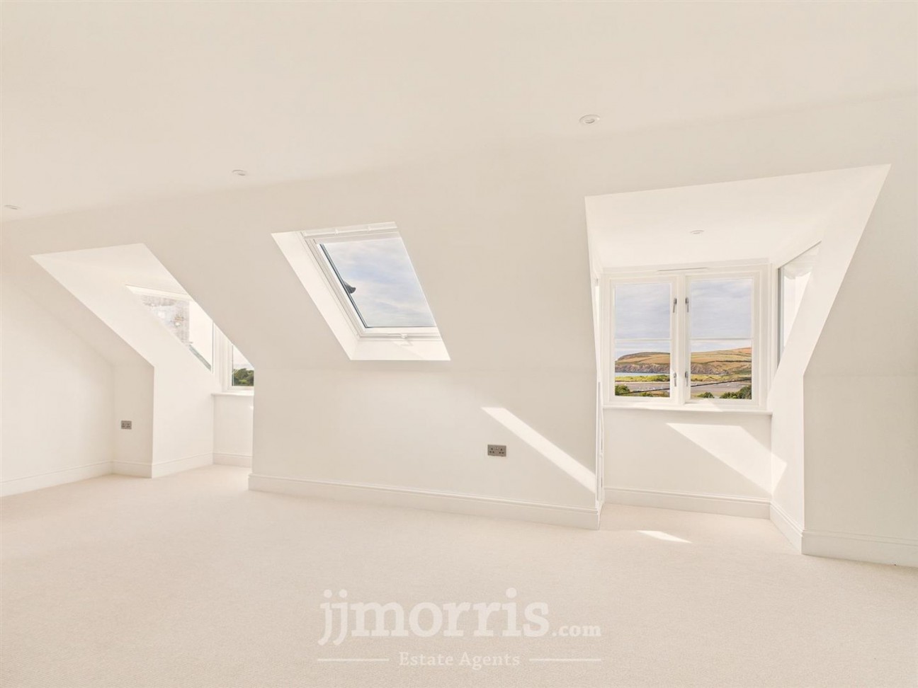 Feidr Ganol, Newport, SA42