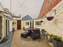 West Street, 62 West Street, SA65