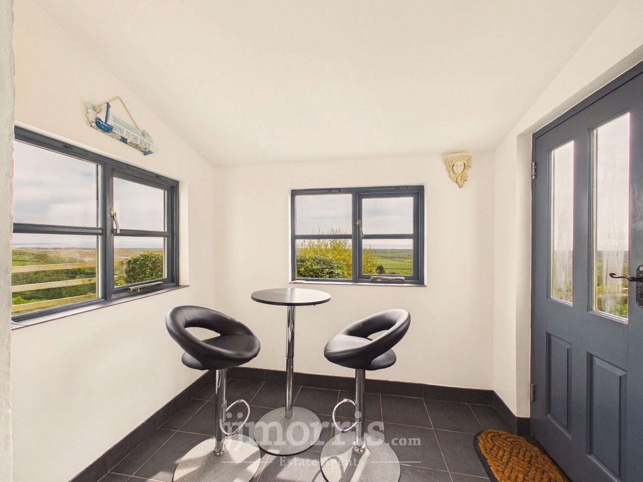 Laugharne, Carmarthen, SA33