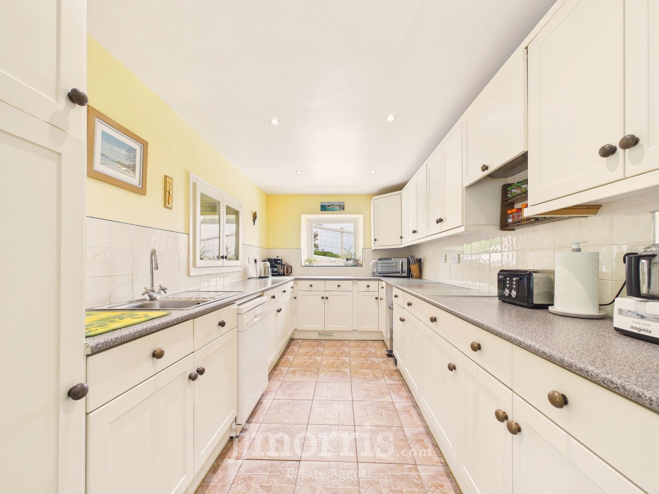 Laugharne, Carmarthen, SA33
