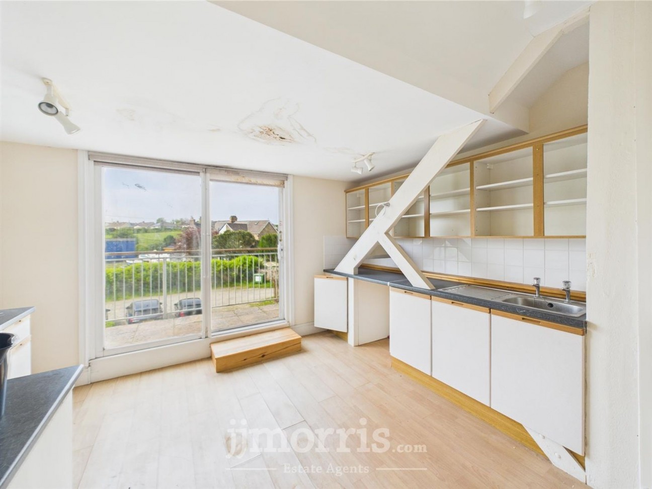 25 West Street, Fishguard, SA65