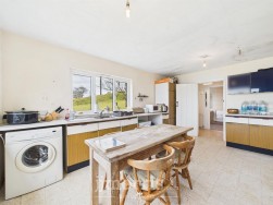 Spring Hill, Dinas Cross, SA42