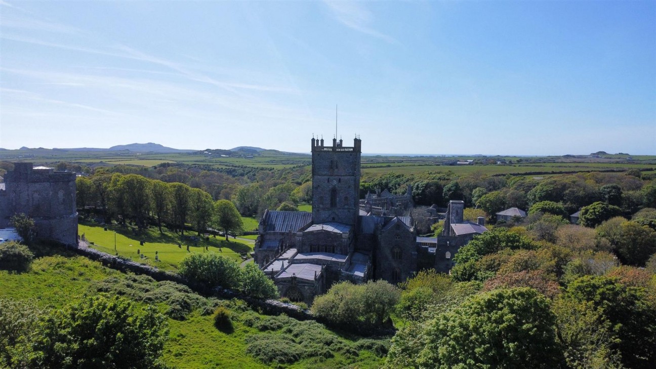 Nun Street, St. Davids, SA62