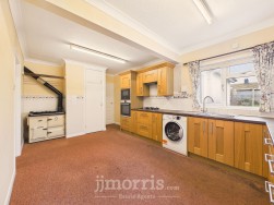 Maes-Y-Coed, Cardigan, SA43