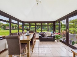 St. Florence, Tenby, SA70