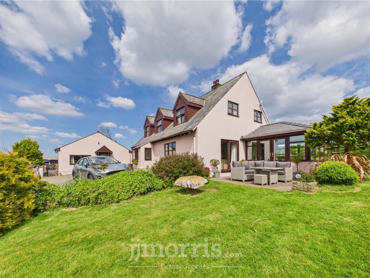 St. Florence, Tenby, SA70