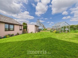 St. Florence, Tenby, SA70