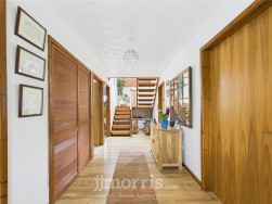 St. Florence, Tenby, SA70