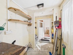 Maesglas, Cardigan, SA43