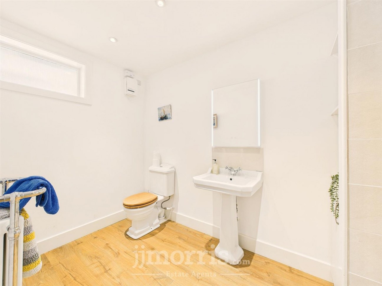 Cenarth, Newcastle Emlyn, SA38