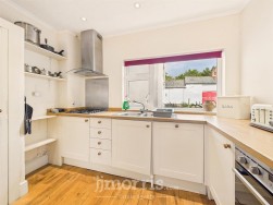 Cenarth, Newcastle Emlyn, SA38