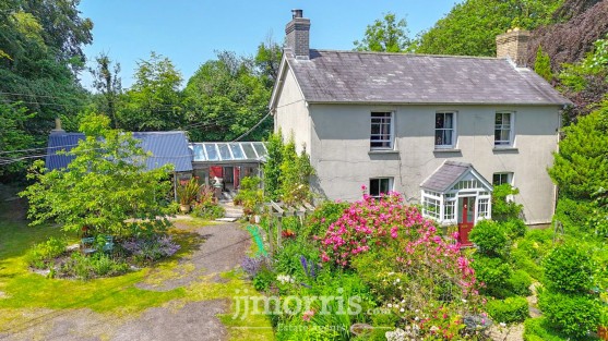 Llanfyrnach, SA35