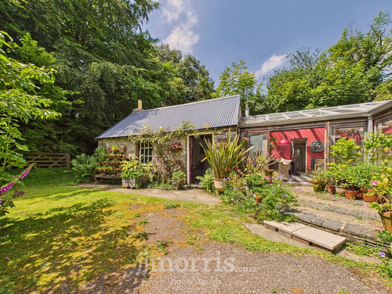Llanfyrnach, SA35
