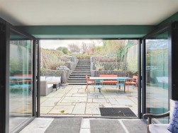 Upper West Street, Newport, SA42