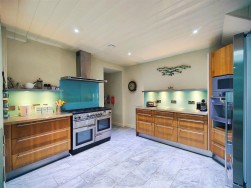 Upper West Street, Newport, SA42