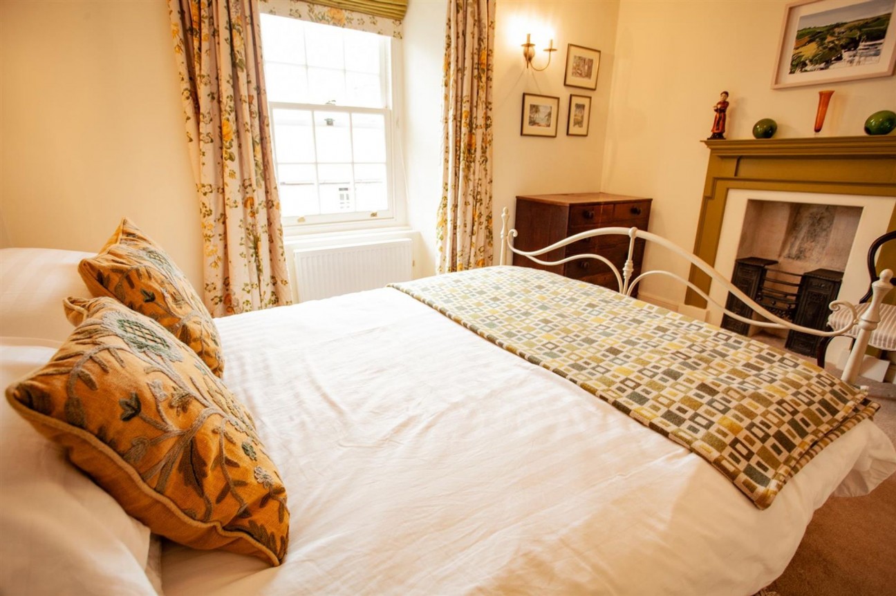 Upper West Street, Newport, SA42