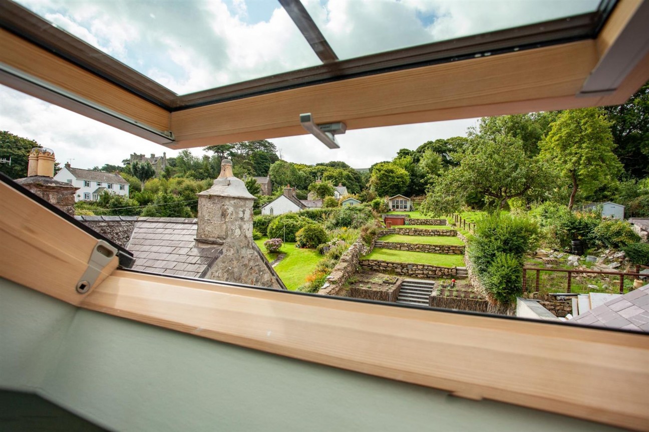 Upper West Street, Newport, SA42