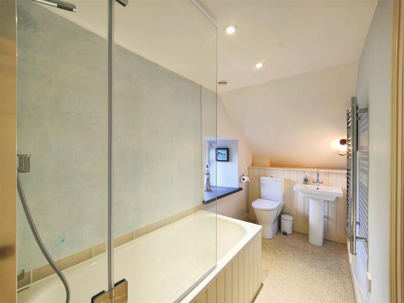 Upper West Street, Newport, SA42