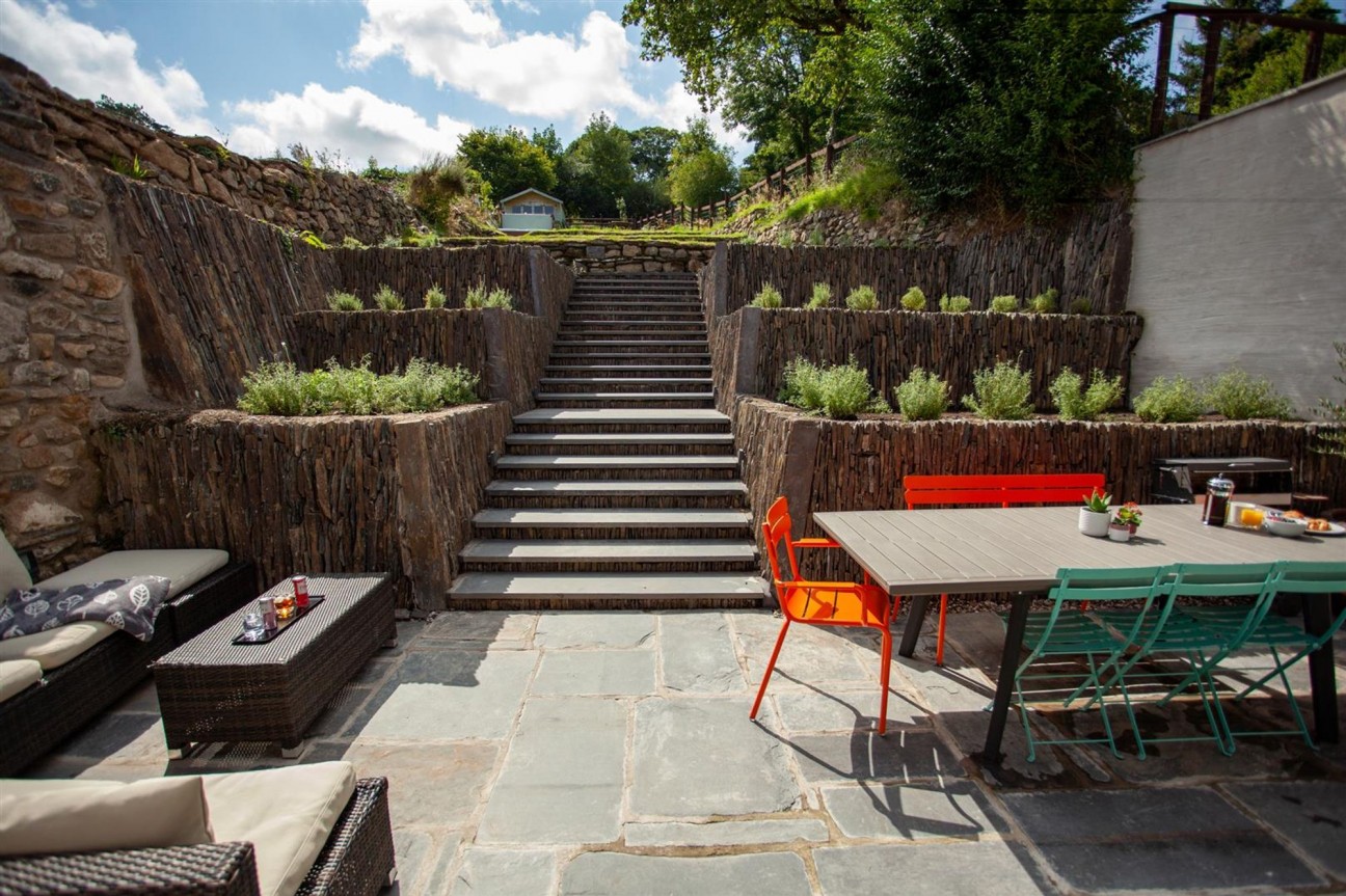 Upper West Street, Newport, SA42