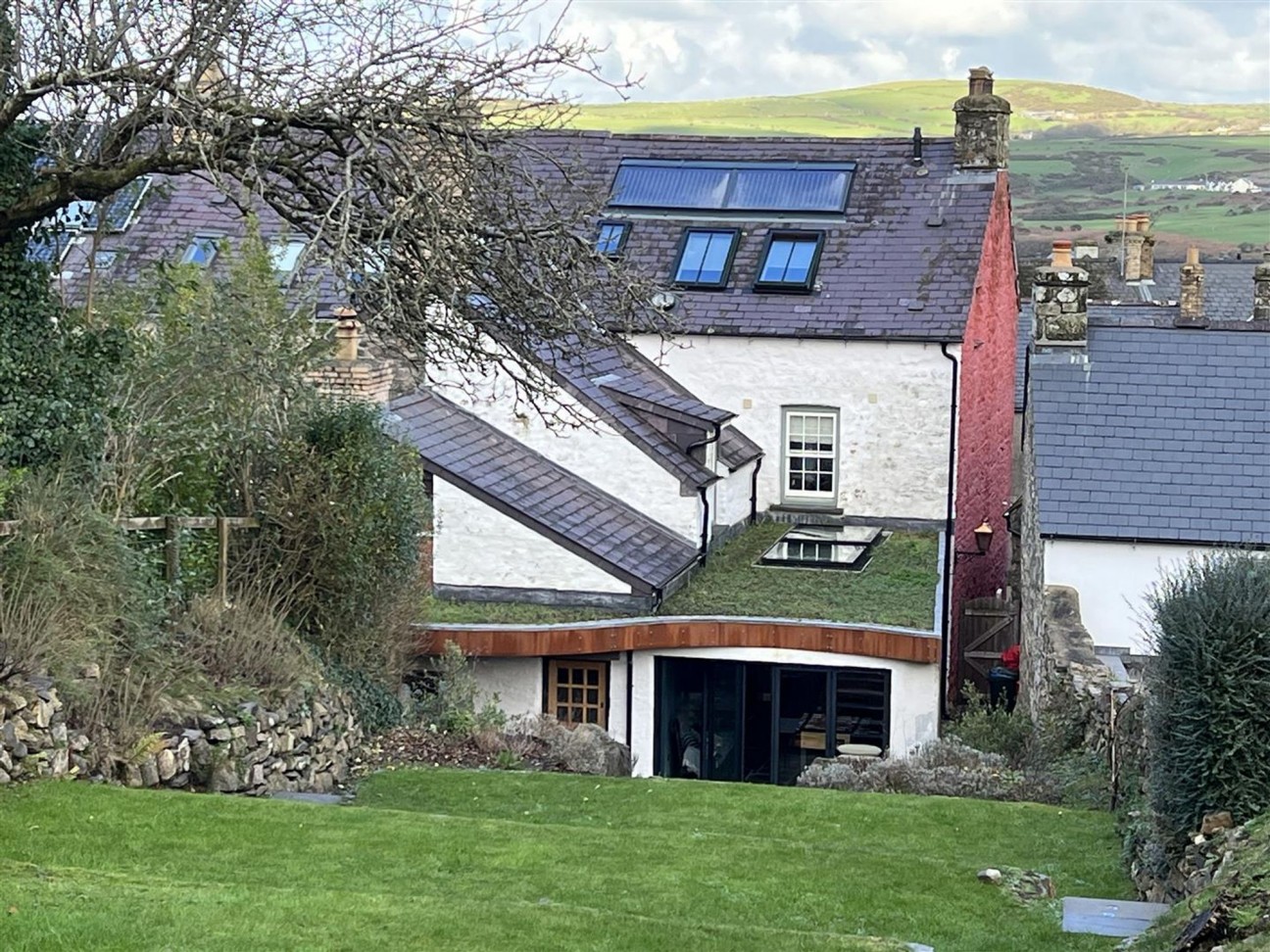 Upper West Street, Newport, SA42