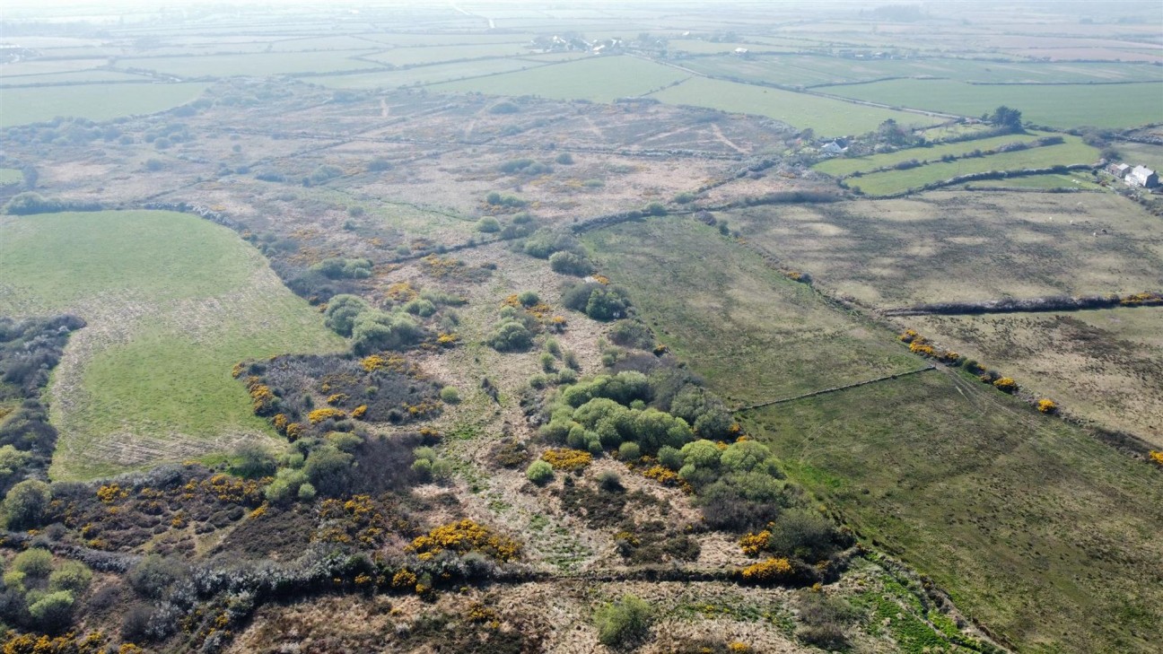 Carnhedryn, Solva, SA62