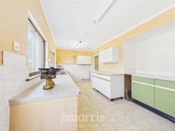 Carnhedryn, Solva, SA62