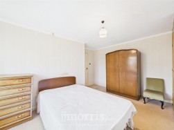 Carnhedryn, Solva, SA62