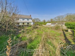 Carnhedryn, Solva, SA62