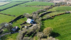 Carnhedryn, Solva, SA62