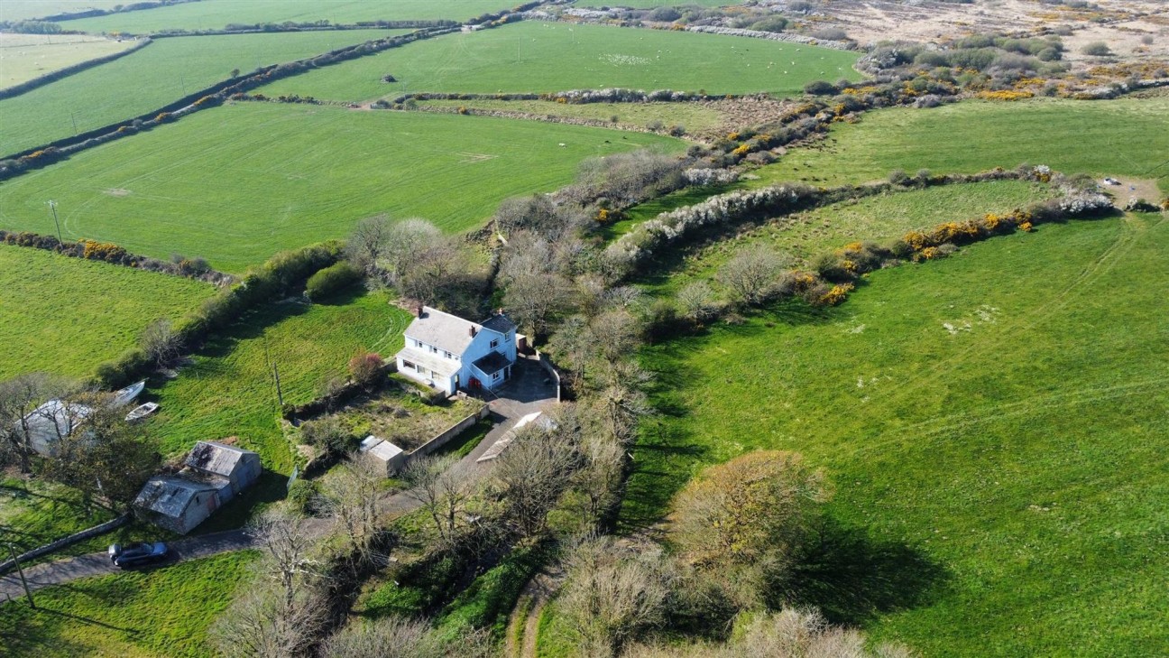 Carnhedryn, Solva, SA62