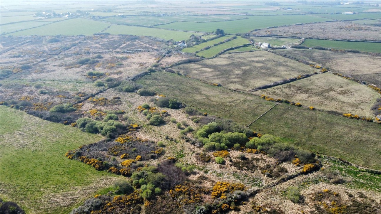 Carnhedryn, Solva, SA62