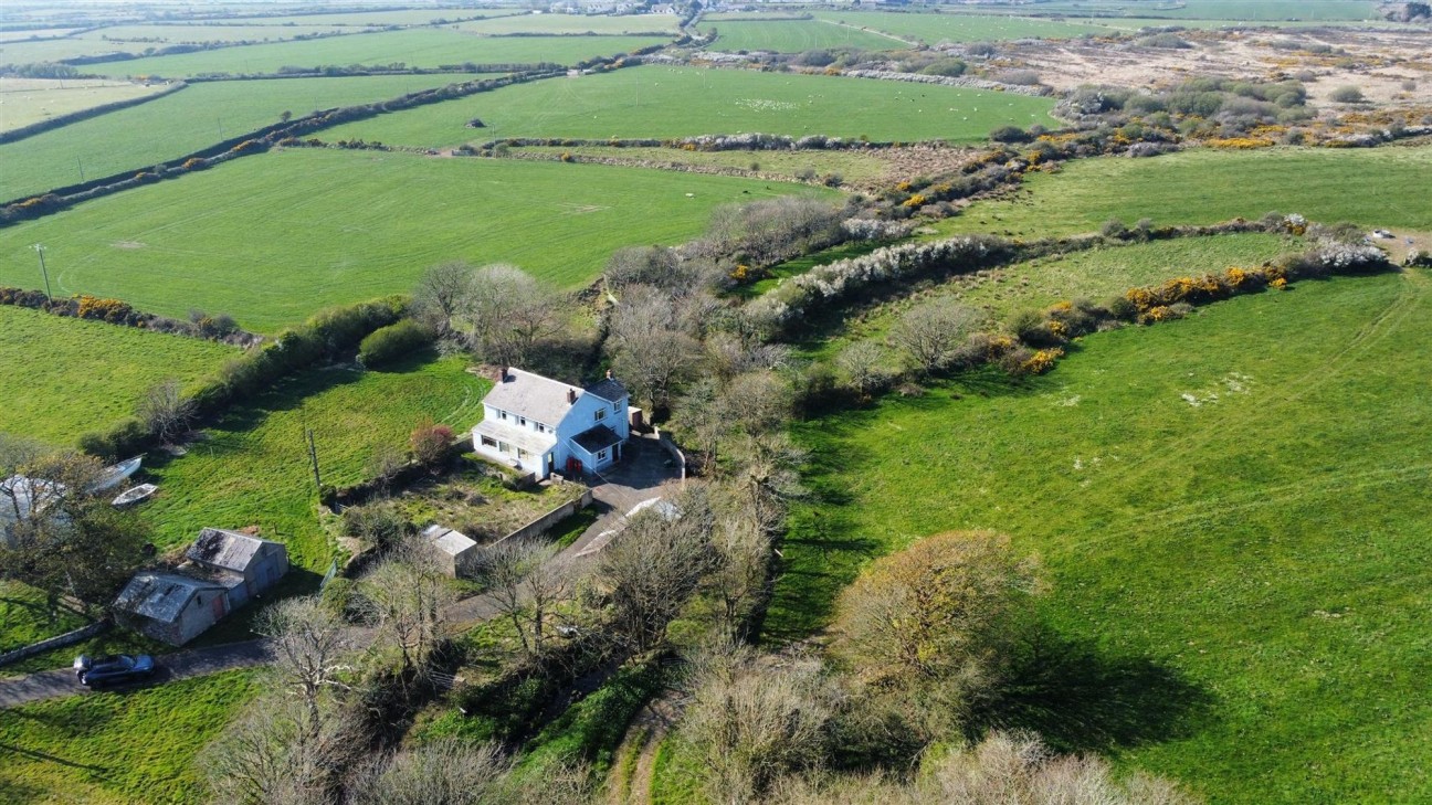 Carnhedryn, Solva, SA62