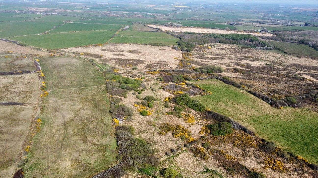 Carnhedryn, Solva, SA62