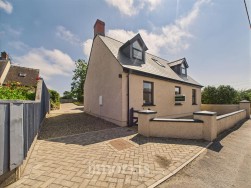 15 St. Davids Road, Letterston, SA62