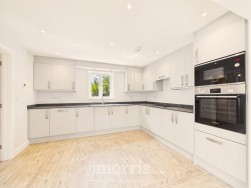 15 St. Davids Road, Letterston, SA62