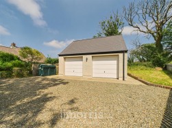 15 St. Davids Road, Letterston, SA62