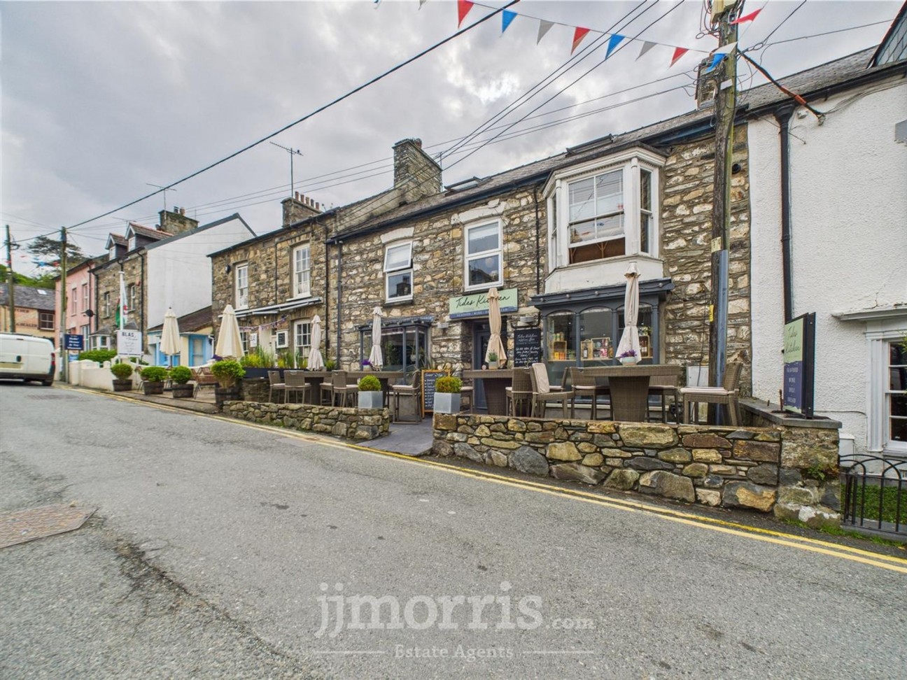 Market Street, Fountain House Market Street, SA42