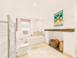 Upper St. Mary Street, Newport, SA42